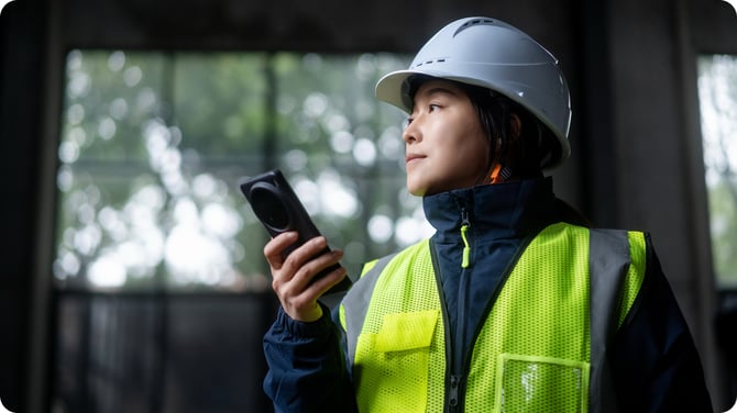 frontline worker using modern push-to-talk