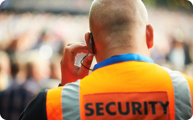 security guard using discreet accessory